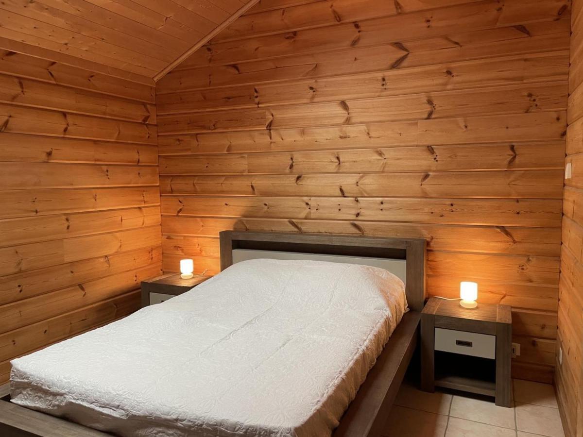 Willa Chalet De Charme Avec Sauna Et Piscine Couverte, Proche De Vichy, Tout Confort, Animaux Acceptes - Fr-1-489-370 Saint-Rémy-en-Rollat Zewnętrze zdjęcie